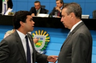 (Foto: Reprodução/Internet)Deputados Beto Pereira e Paulo Corrêa. 